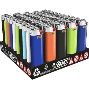 50 briquets BIC